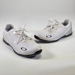 Oakley Golf Shoes Men’s 9.5 White Spikeless Lightweight Athletic Comfort EU 43